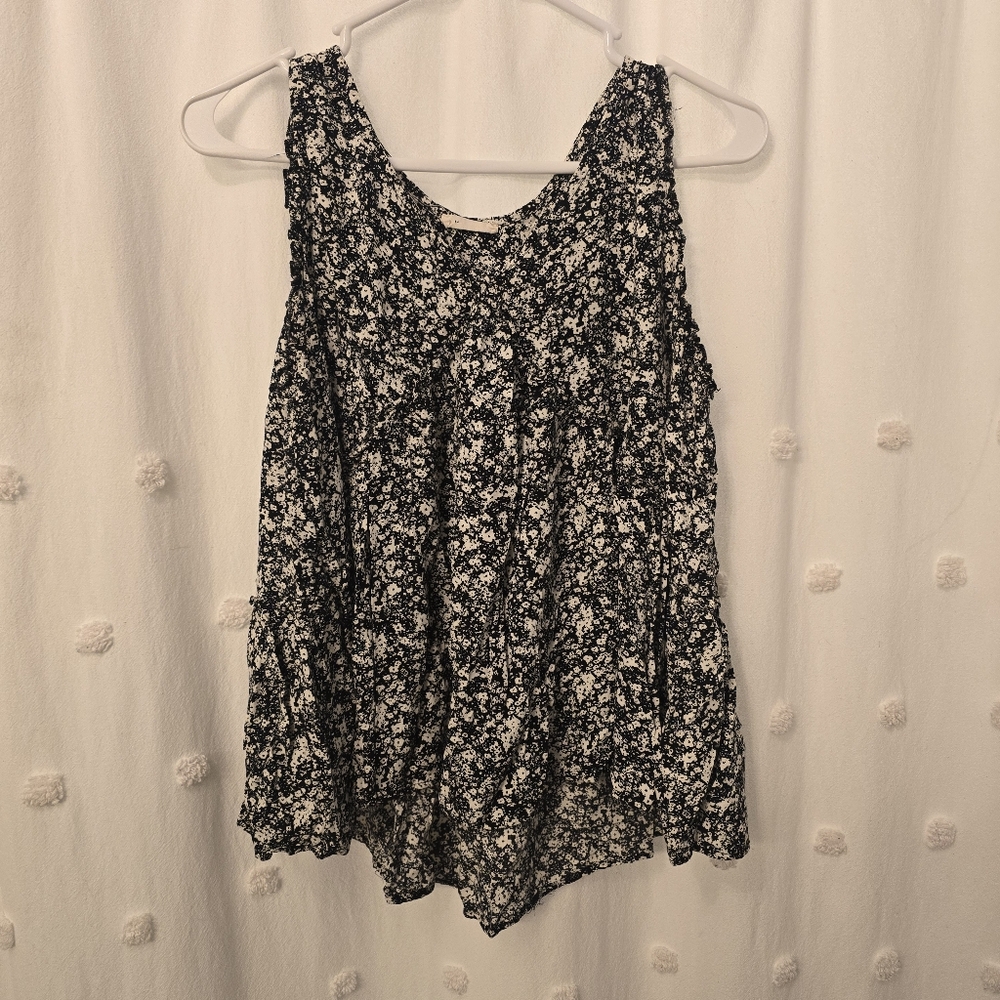 Kori Floral Sleeveless Women's Top - Black and White Size Medium